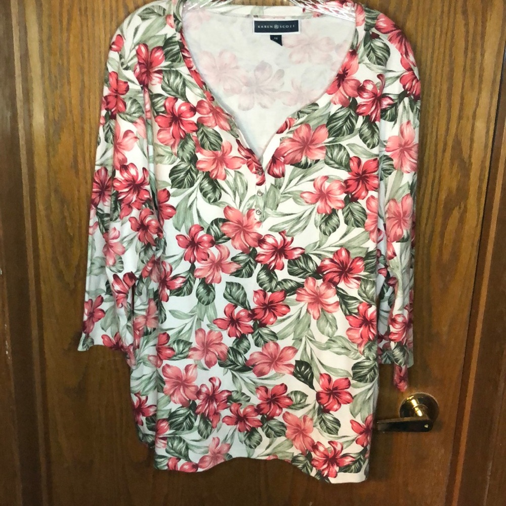Karen Scott 3X red/green floral